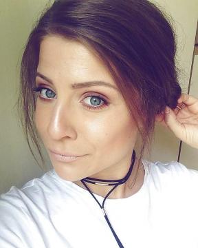 Aicha uit Zuid-Holland,Nederland